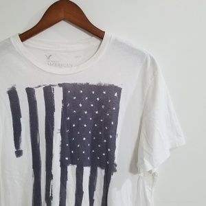 💸American Eagle XL White American Flag T-Shirt